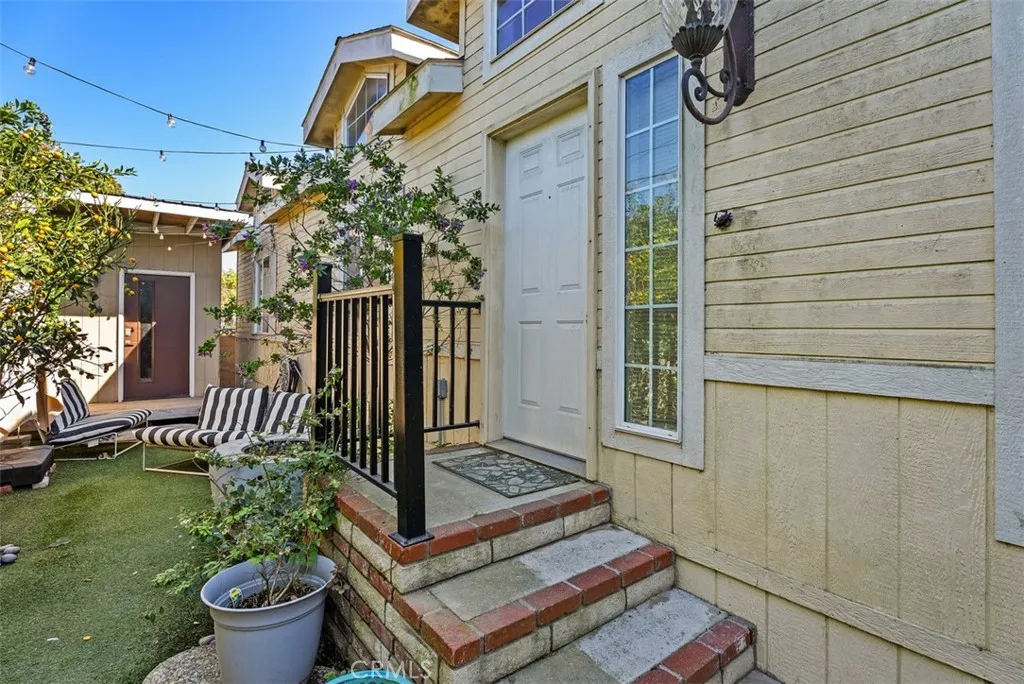 Additional image 70 of 80 Huntington St Unit 402, Huntington Beach, CA 92648