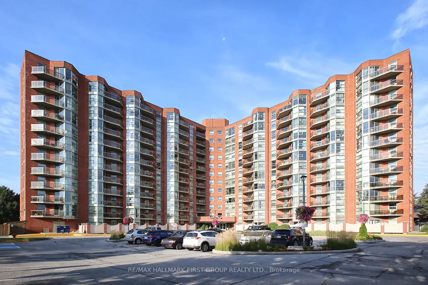 20 Dean Park Road 402