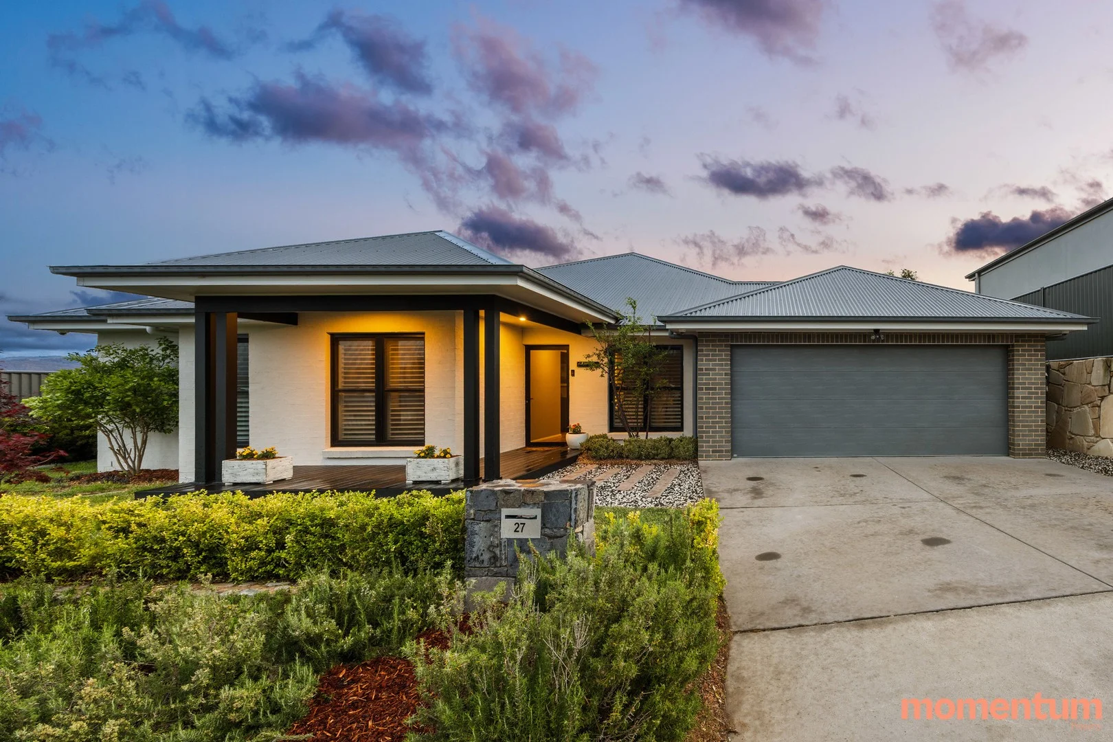 27 Montgomery Avenue, Googong NSW 2620