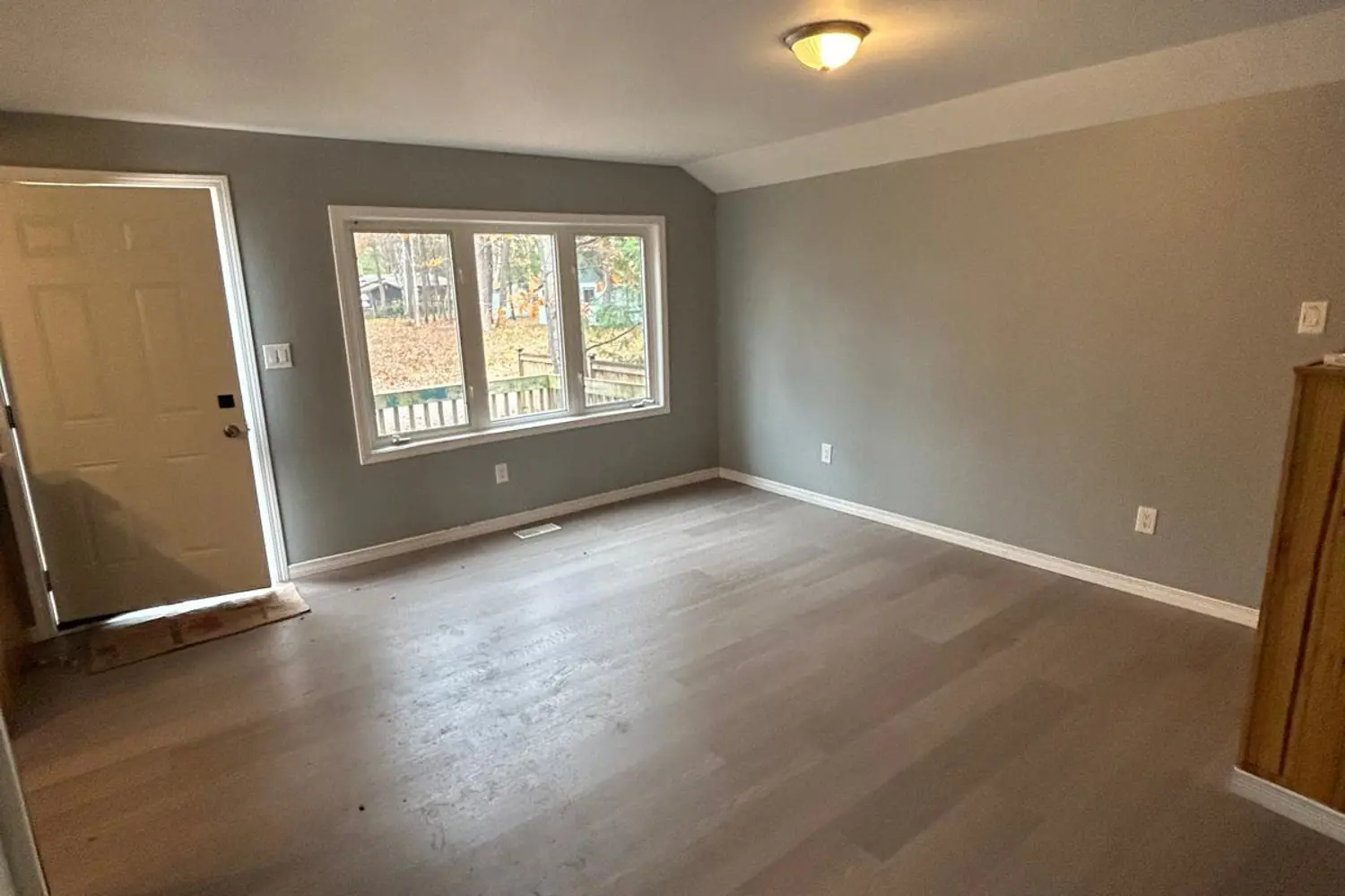 Additional image 11 of 86 30Th Street