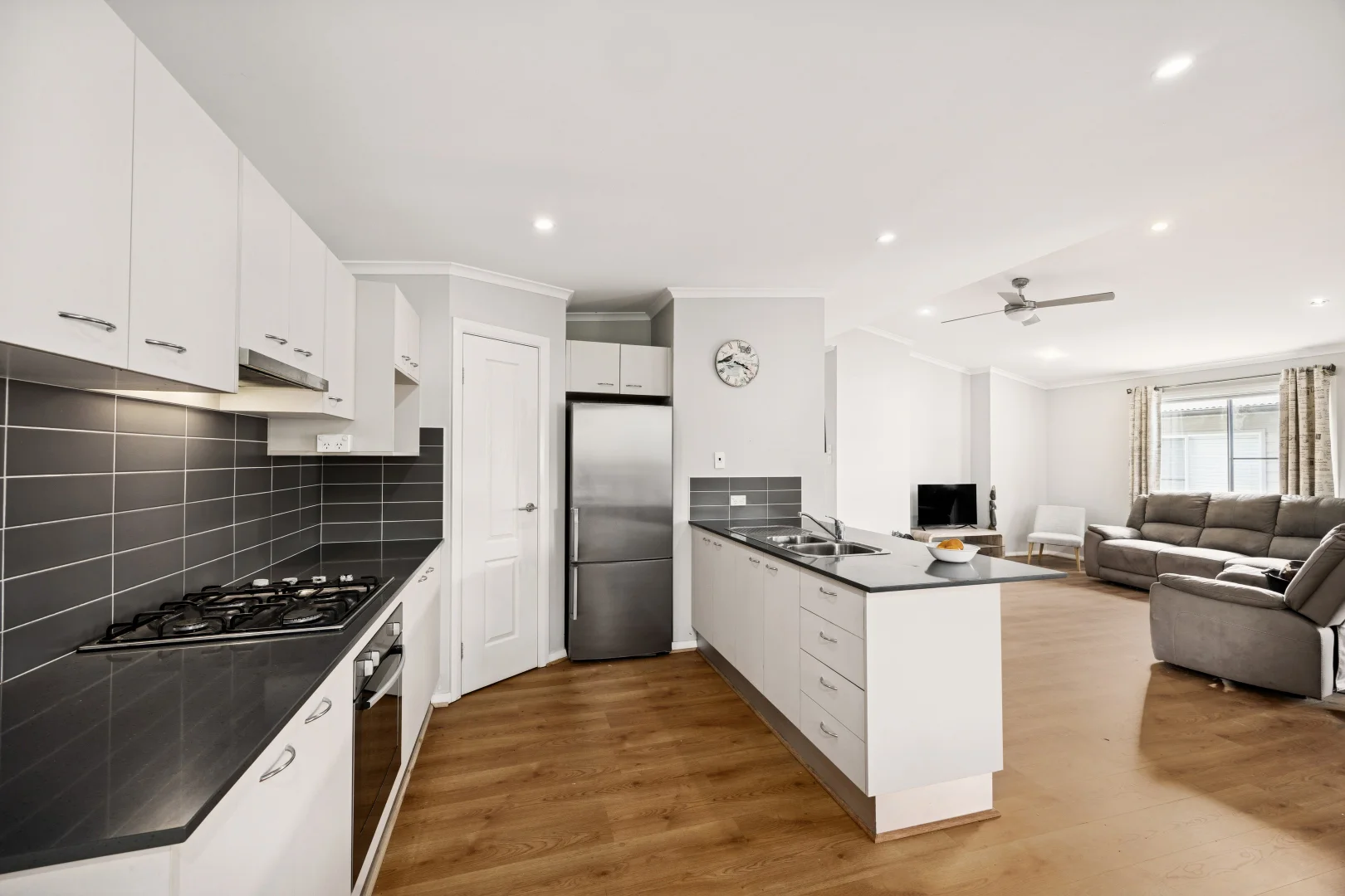 Additional image 2 of 204/4 Gimberts Road, Morisset NSW 2264