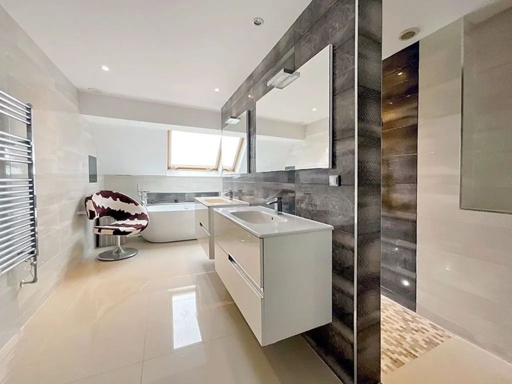 Additional image 11 of 3 bed detached house to rentGolf Open 2026 - Grosvenor Gardens, Birkdale PR8