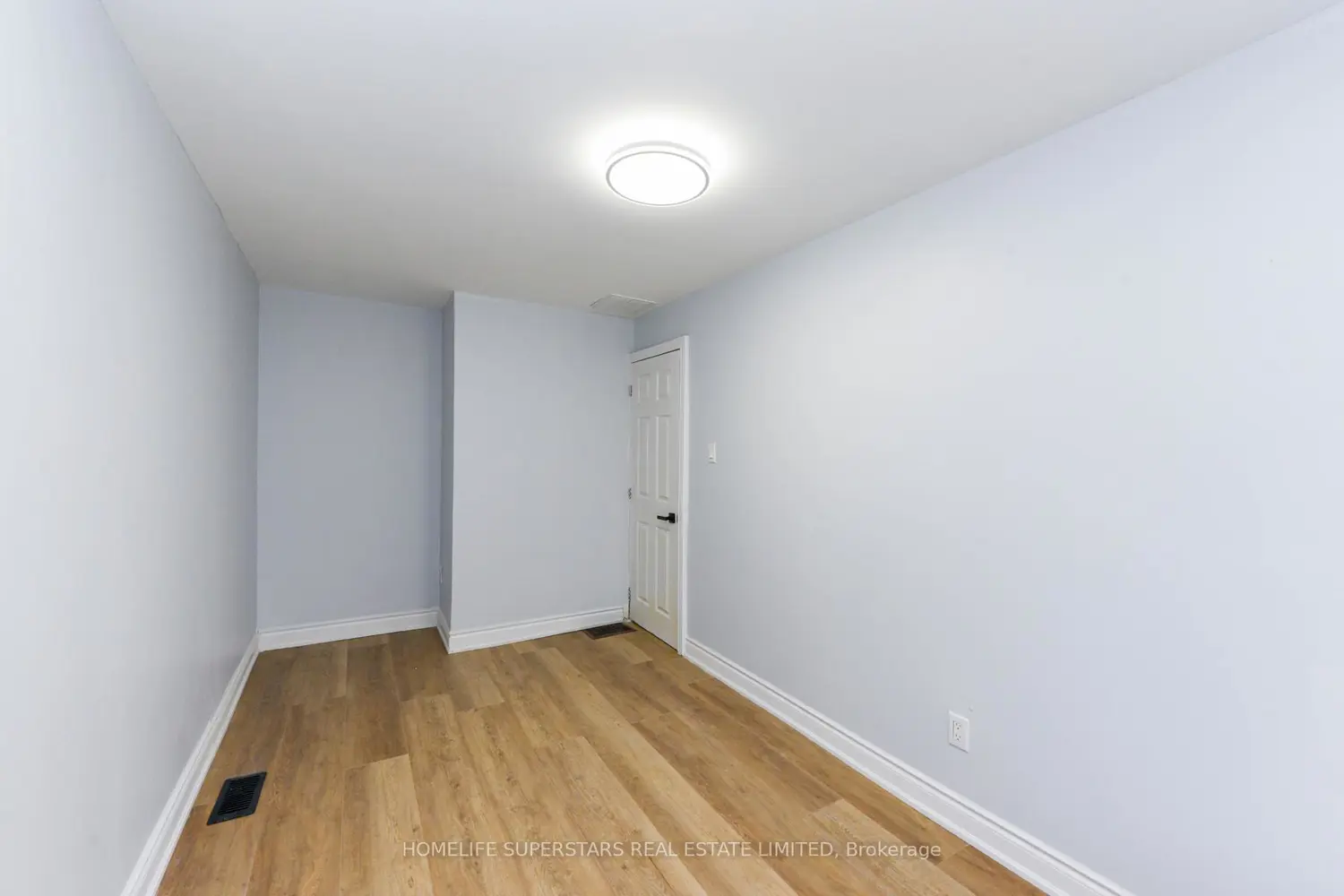 Additional image 3 of 15 Dover Road