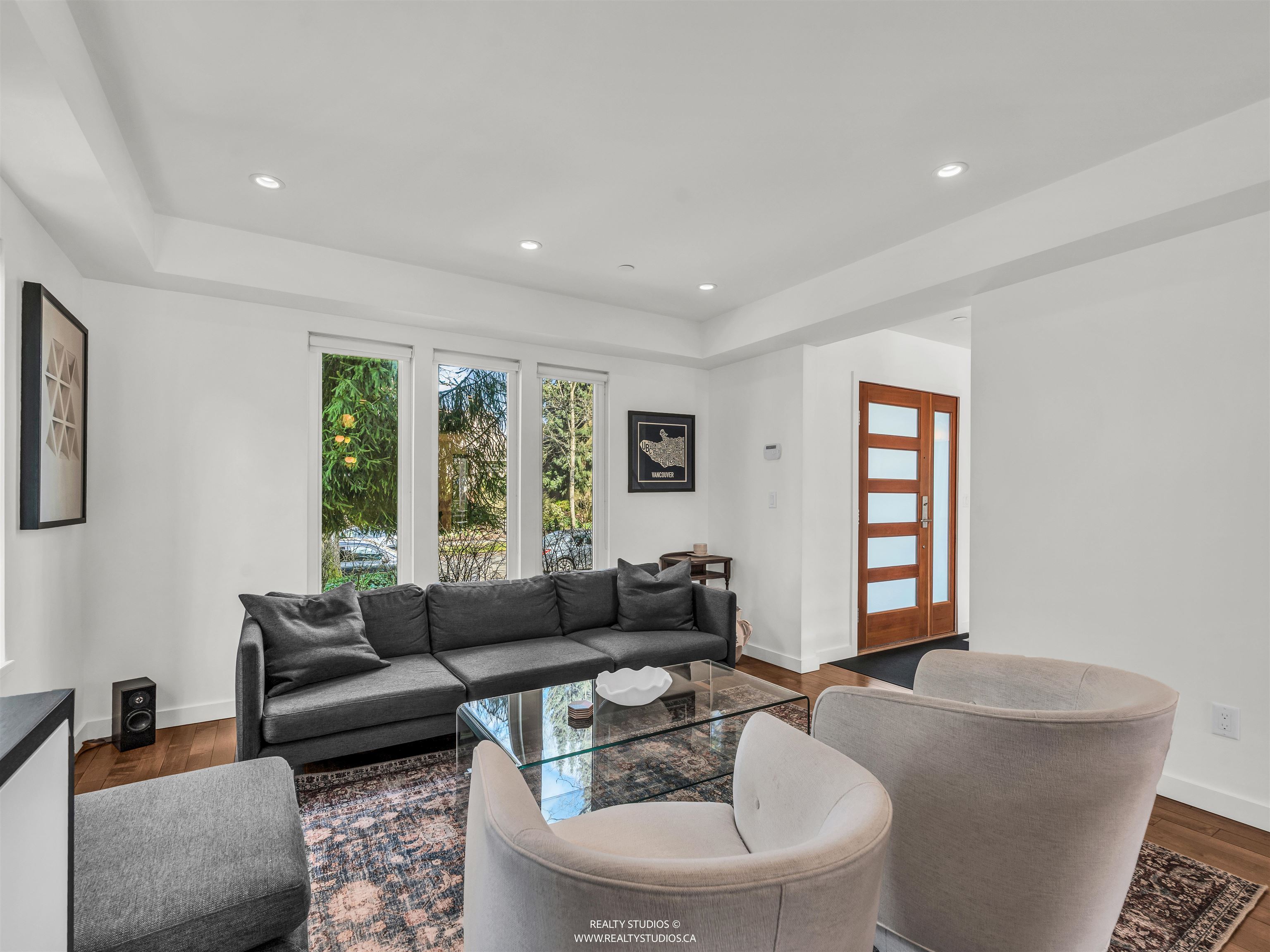 Additional image 2 of 132 22nd Avenue W, Vancouver, BC, V5Y 2G1