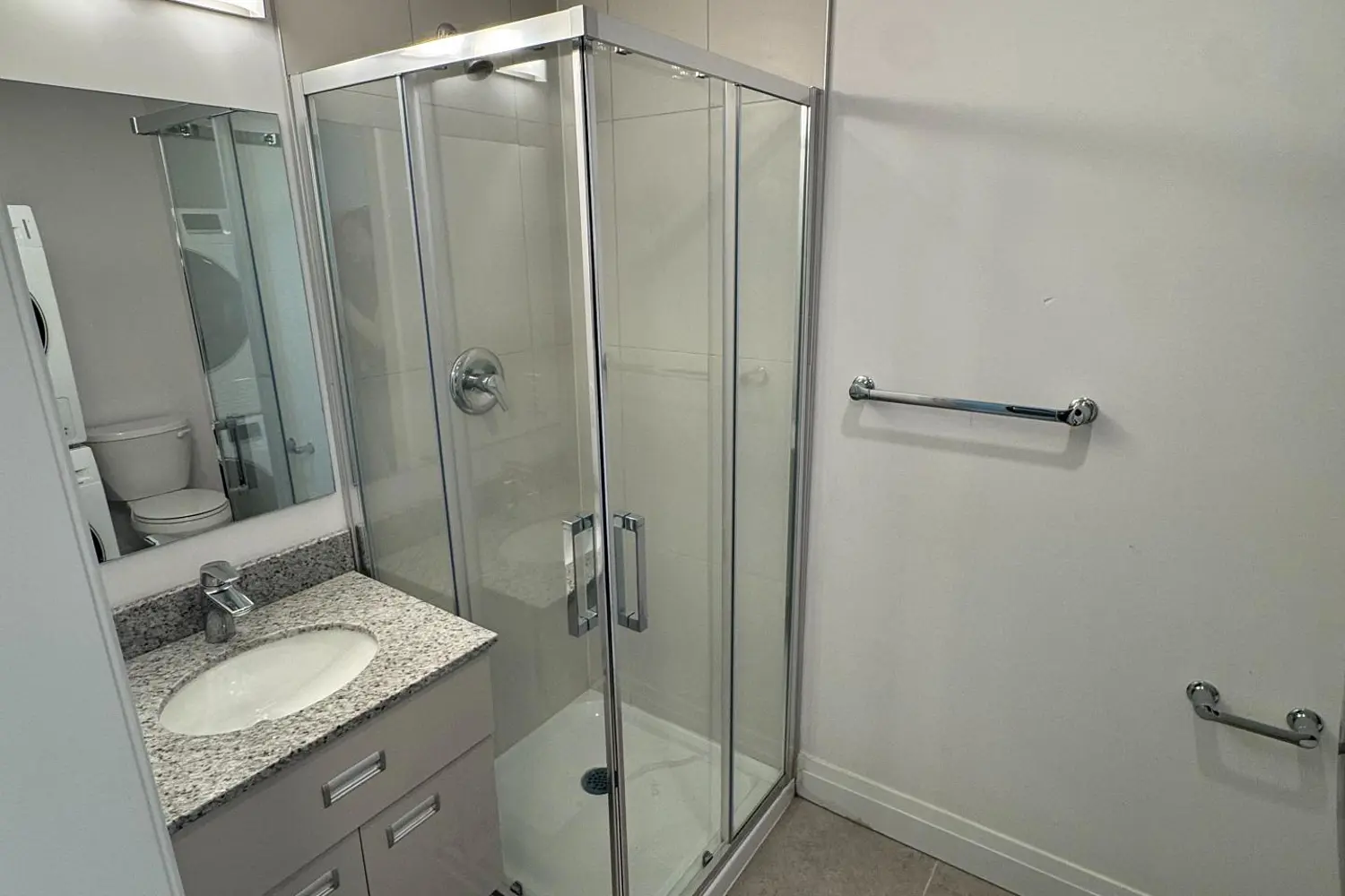 Additional image 7 of 652 Princess Street 902