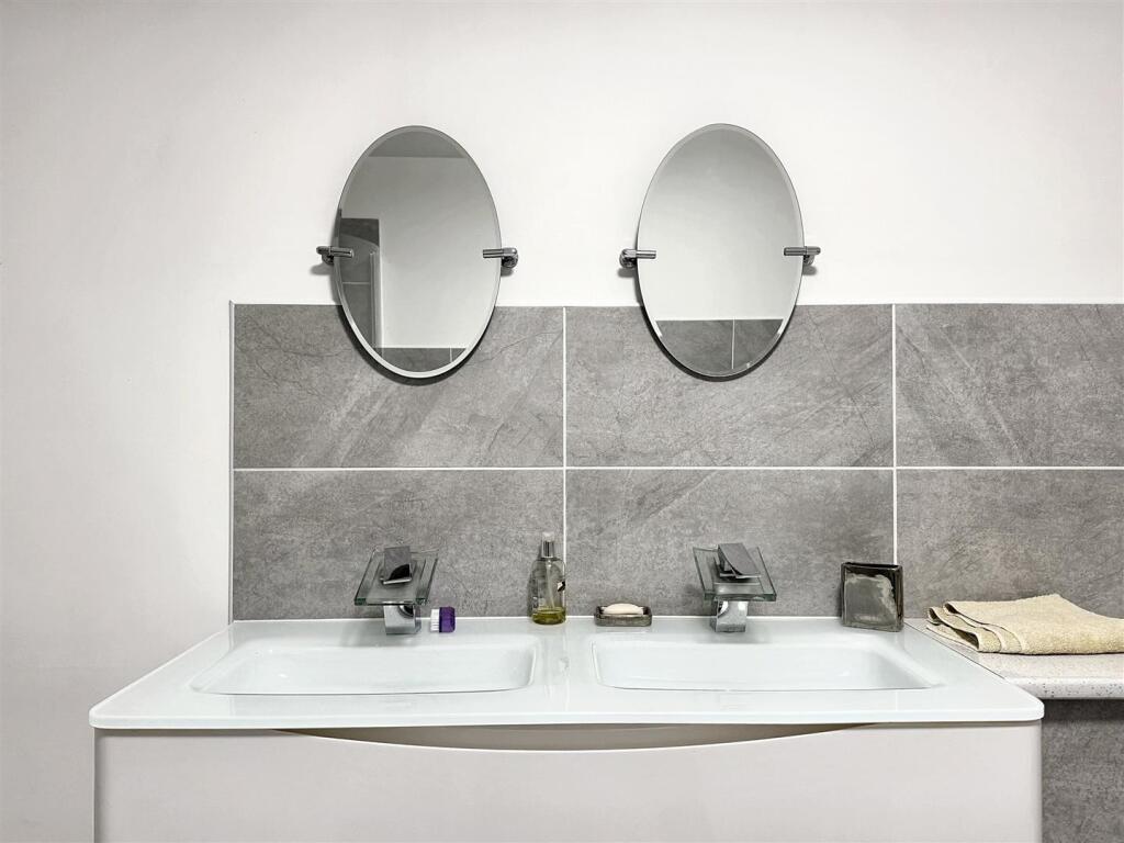 Additional image 15 of Green Lane, Stratton-On-The-Fosse