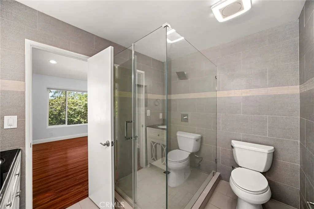 Additional image 91 of 3751 Prestwick Dr, Los Angeles, CA 90027