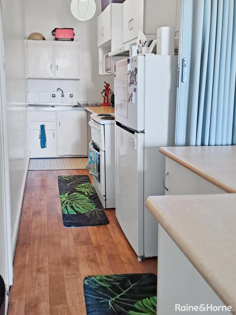 Additional image 2 of 2 Spring Street, Young NSW 2594