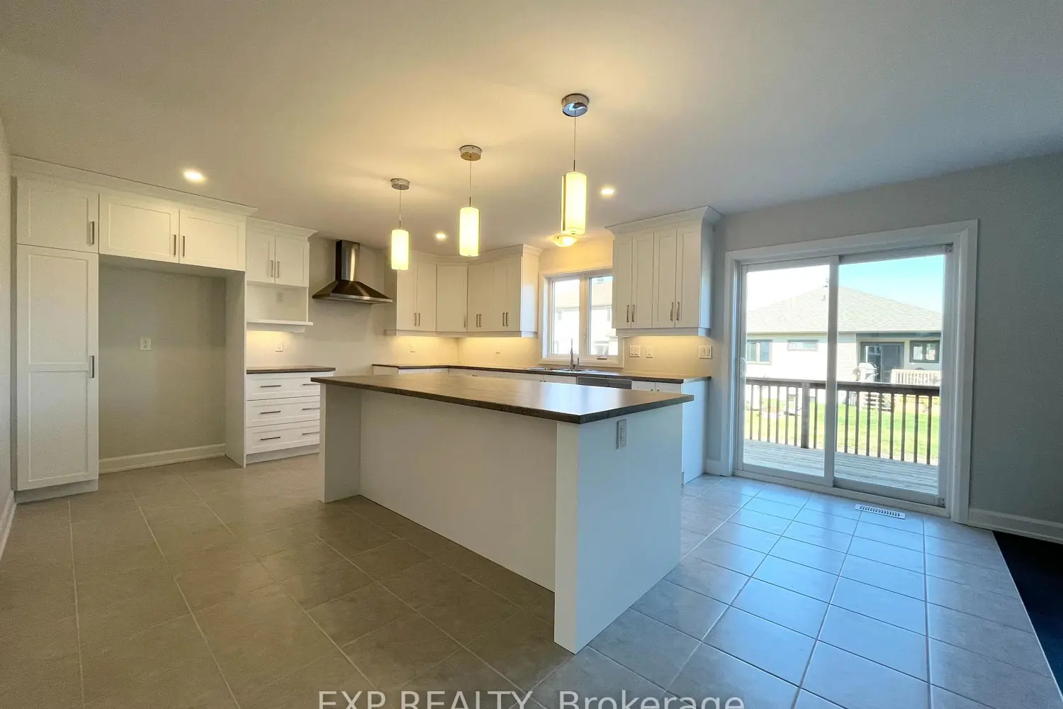 Additional image 6 of 827 Solidex Place