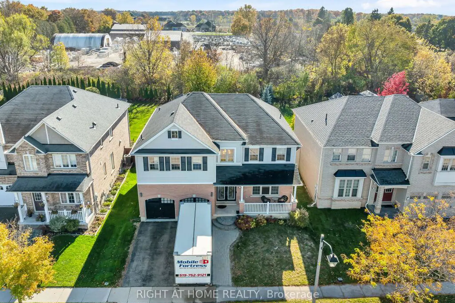 201 Hunter Way
