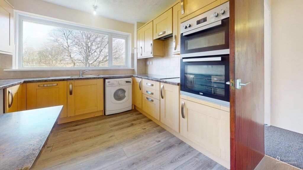 Additional image 11 of 3 bed detached house to rentLancaster Avenue, Beith, North Ayrshire KA15
