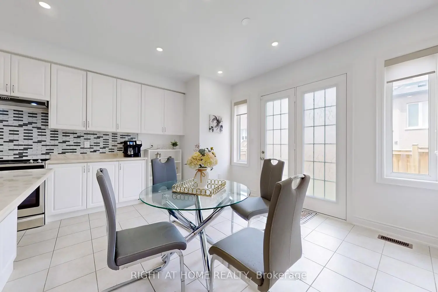 Additional image 4 of 423 Grindstone Trail