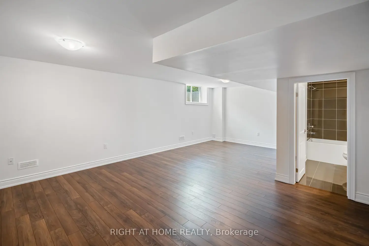 Additional image 12 of 7 Windsor Circle