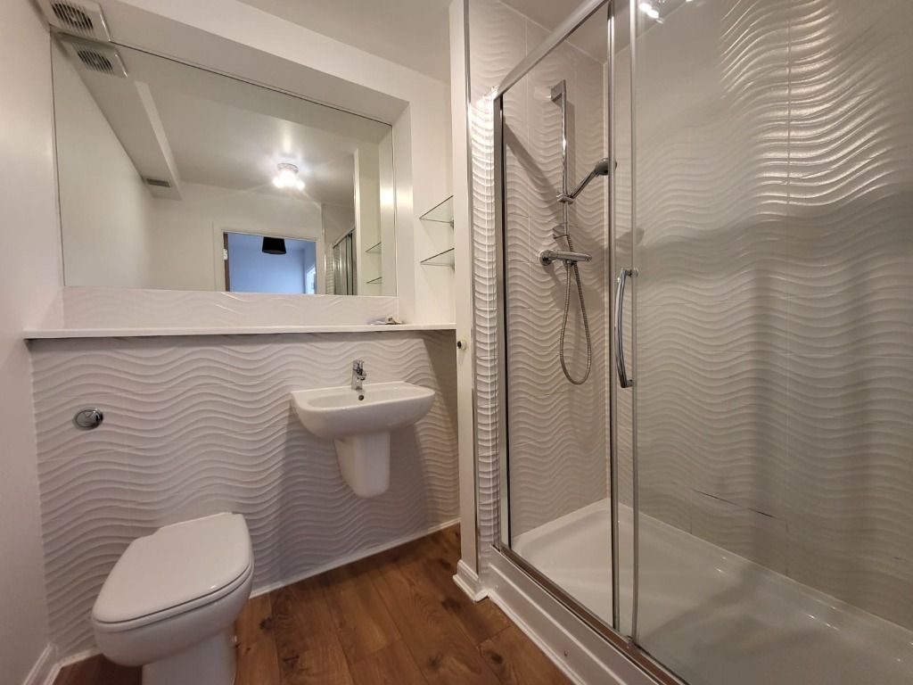 Additional image 7 of 2 bed flat to rentAbbey Place, Paisley, Renfrewshire PA1