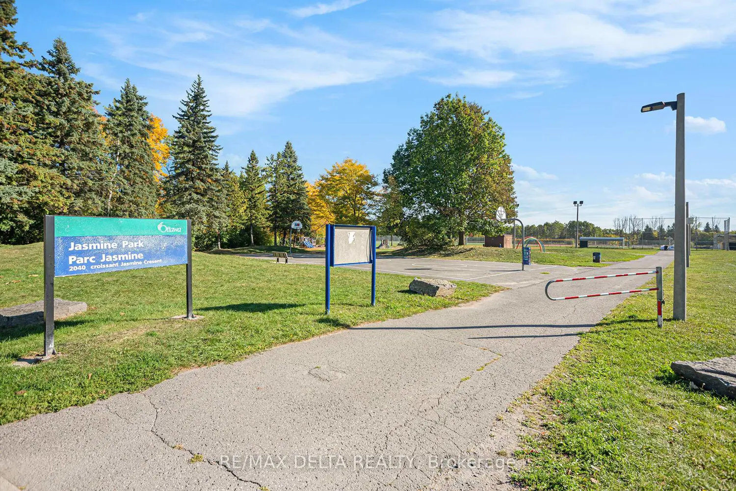 2020 Jasmine Crescent 513 photo 2