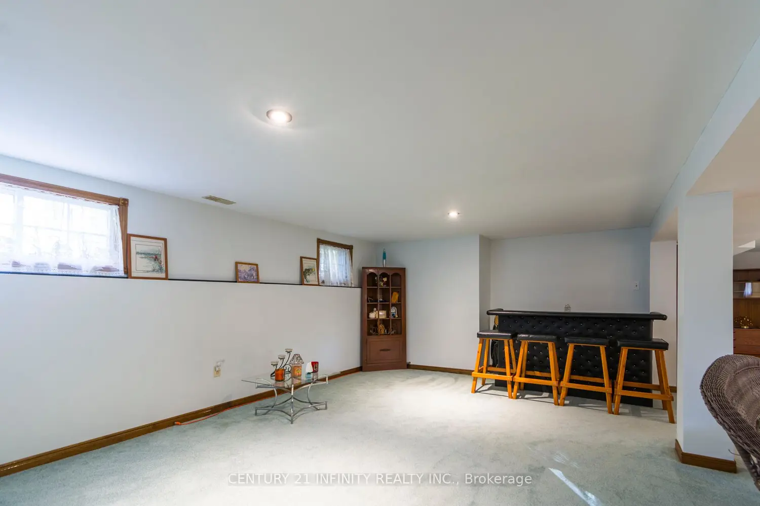 Additional image 15 of 37 Riverside Drive