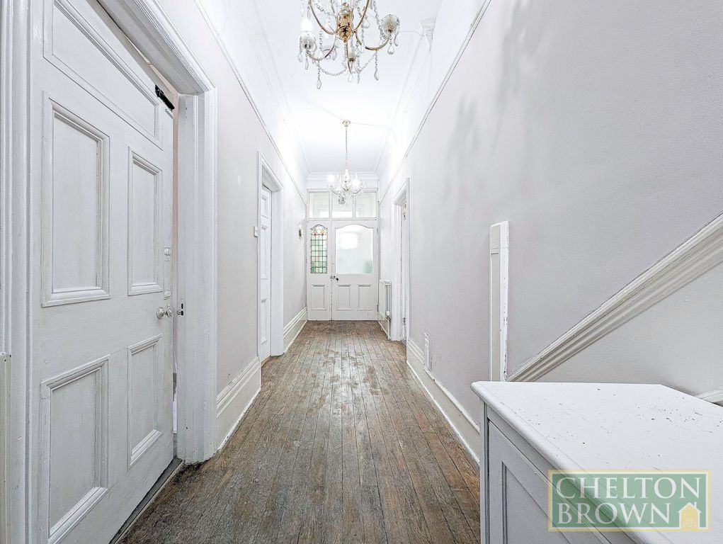 Additional image 9 of 3 bed flat to rentThe Crescent, Northampton NN1