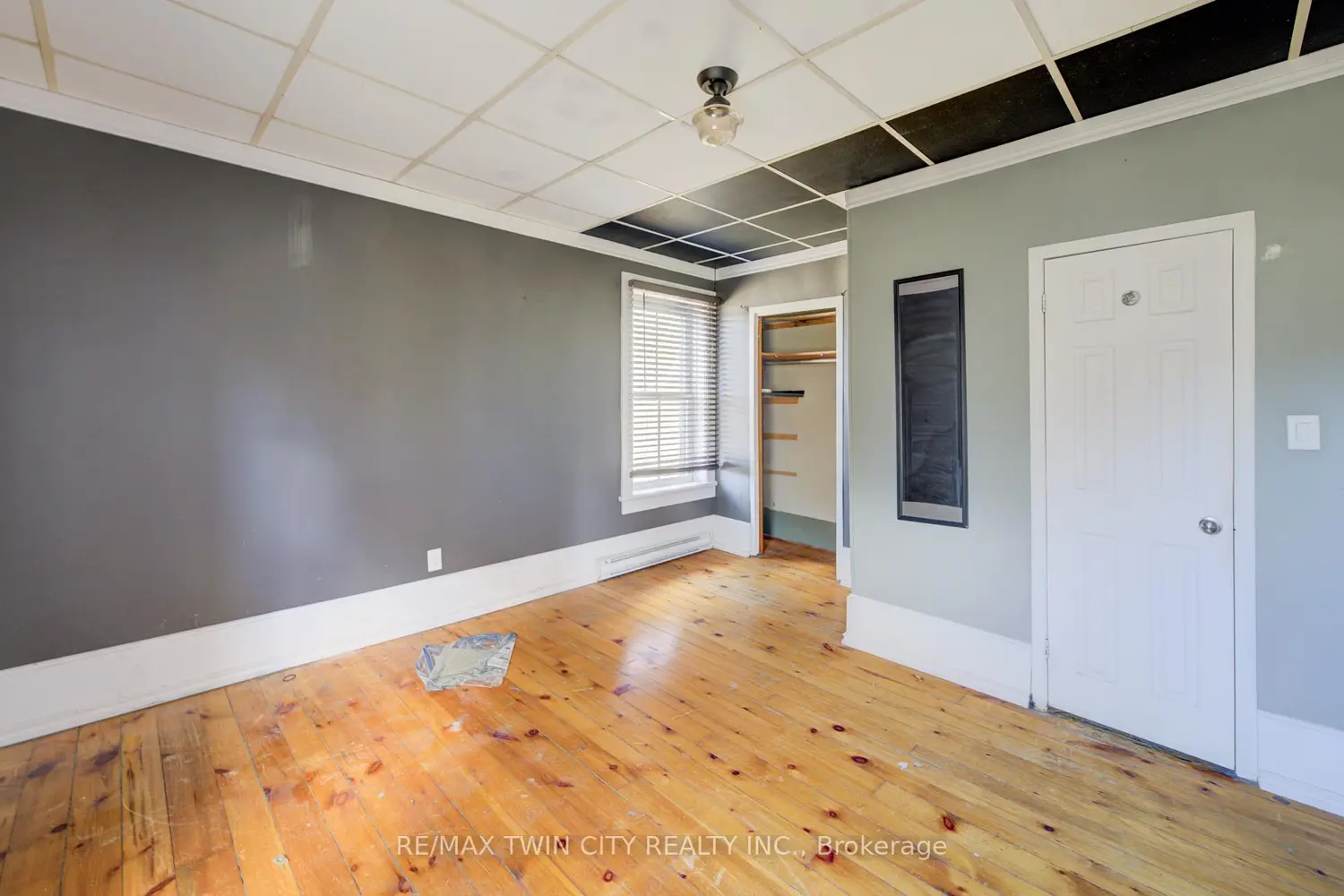 Additional image 10 of 3506 Huron Road