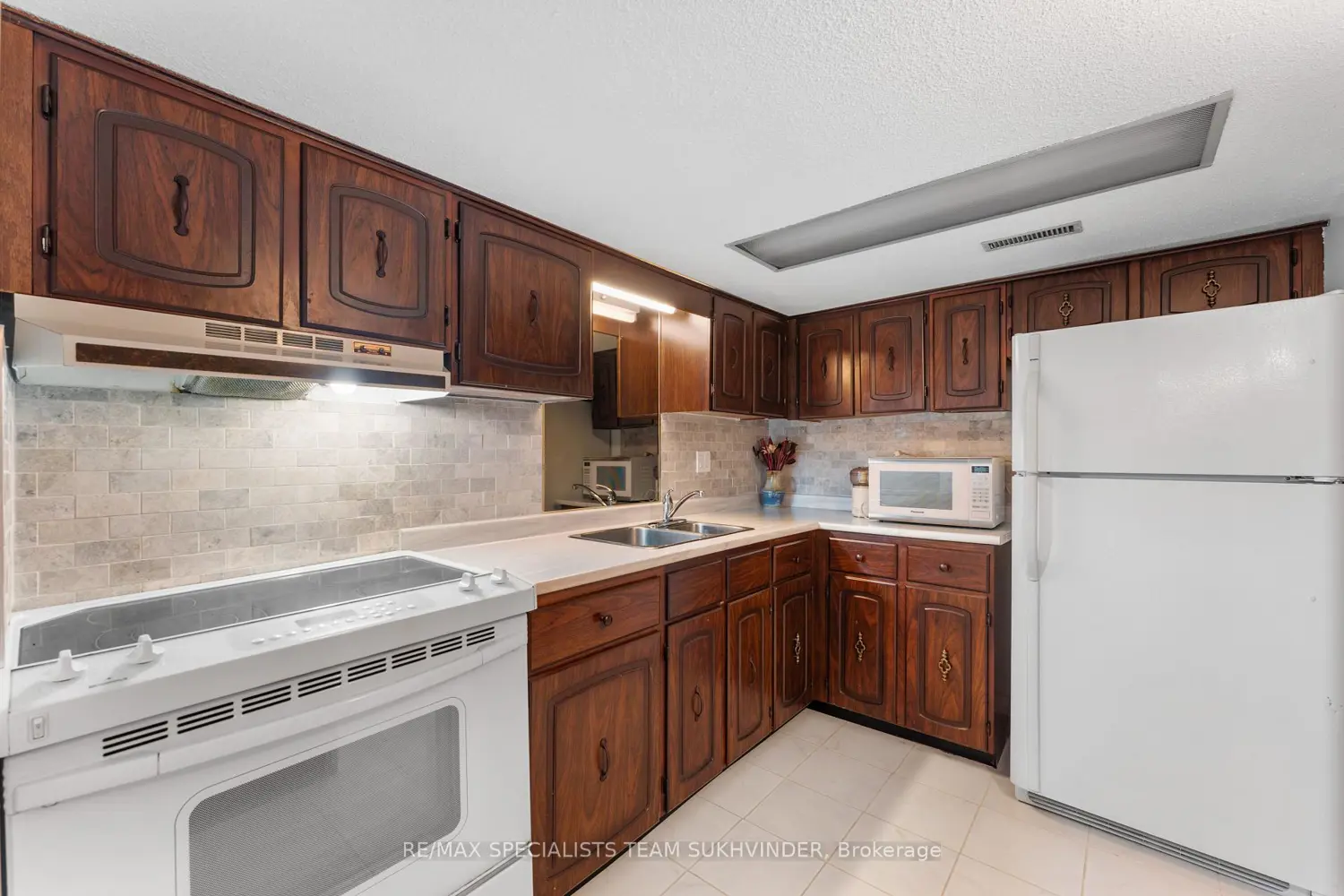 Additional image 15 of 445 Warren Road