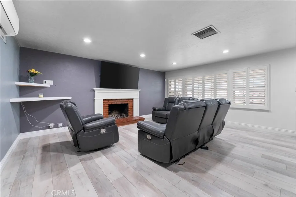 Additional image 31 of 44410 Loneoak Ave, Lancaster, CA 93534