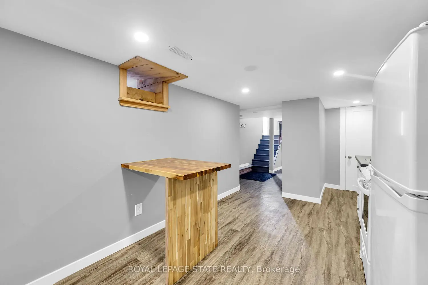 Additional image 11 of 129 Dundurn Street