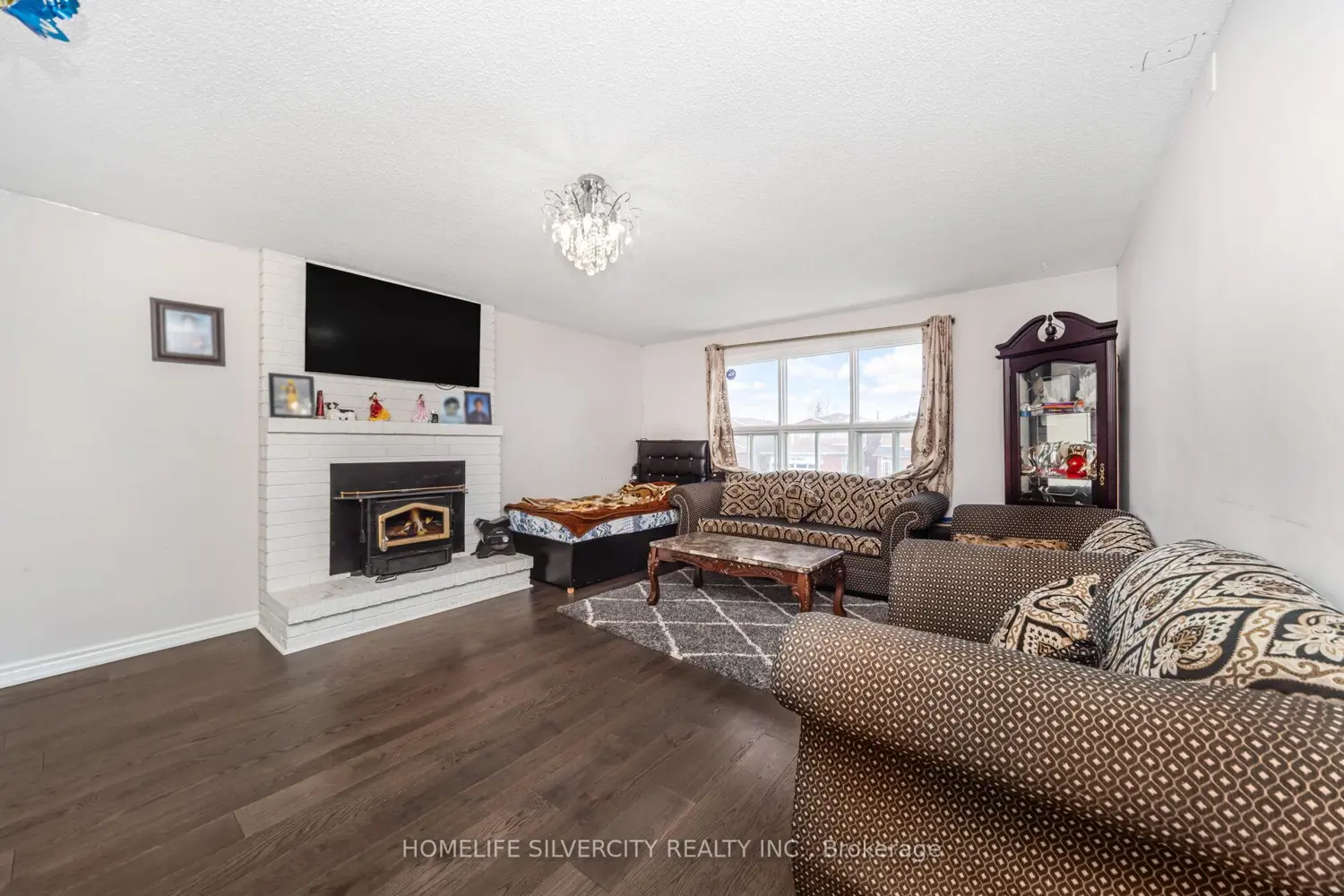 Additional image 13 of 24 Jay Street