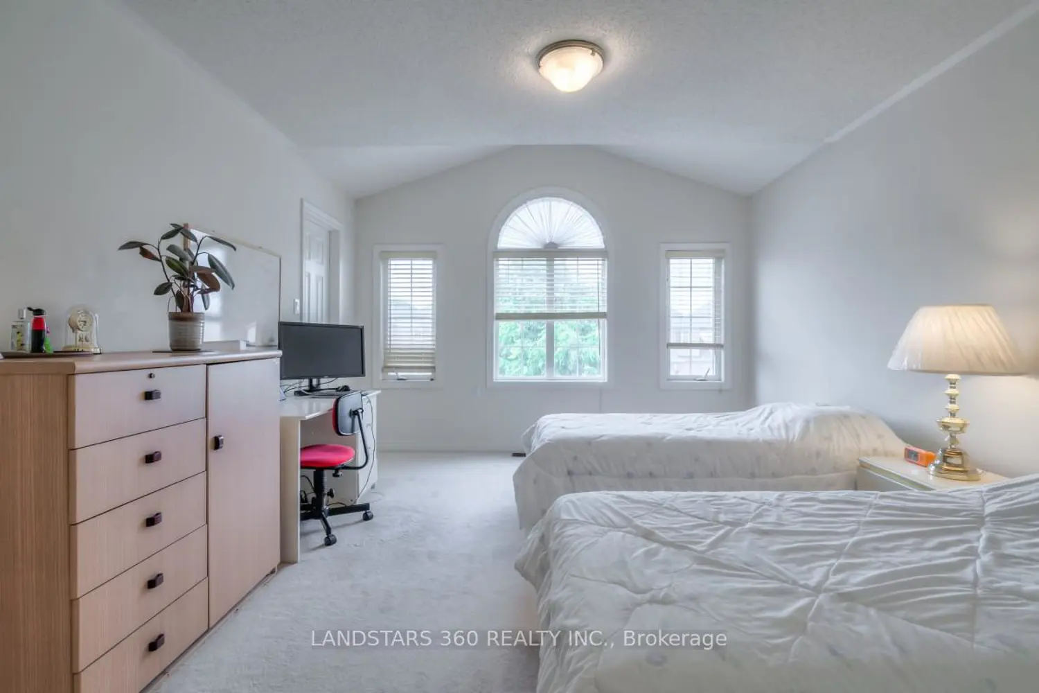 Additional image 13 of 343 Castlemore Avenue