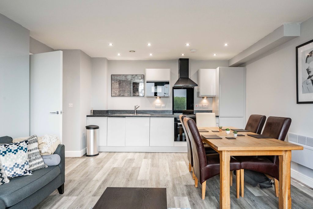 Additional image 2 of 2 bed flat to rent112-114 Prince Of Wales Road, Norwich NR1