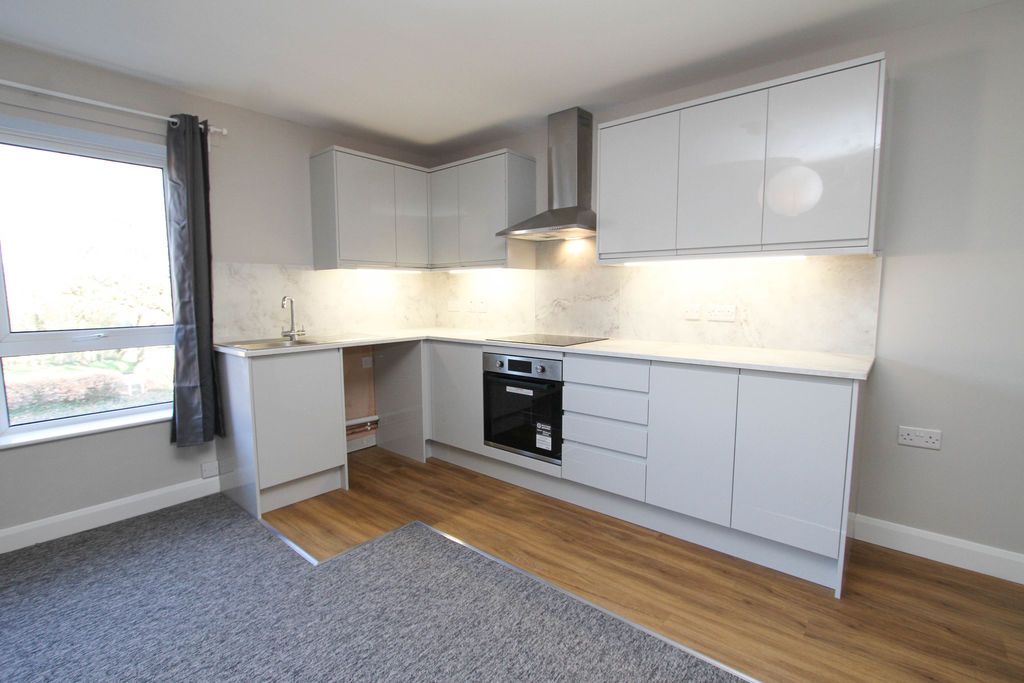 Additional image 4 of 3 bed flat to rentStowey Road, Yatton BS49