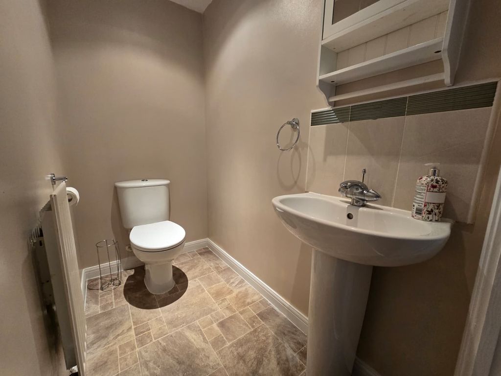 Additional image 5 of 3 bed town house to rentMorlais Mews, Duffryn, Newport NP10