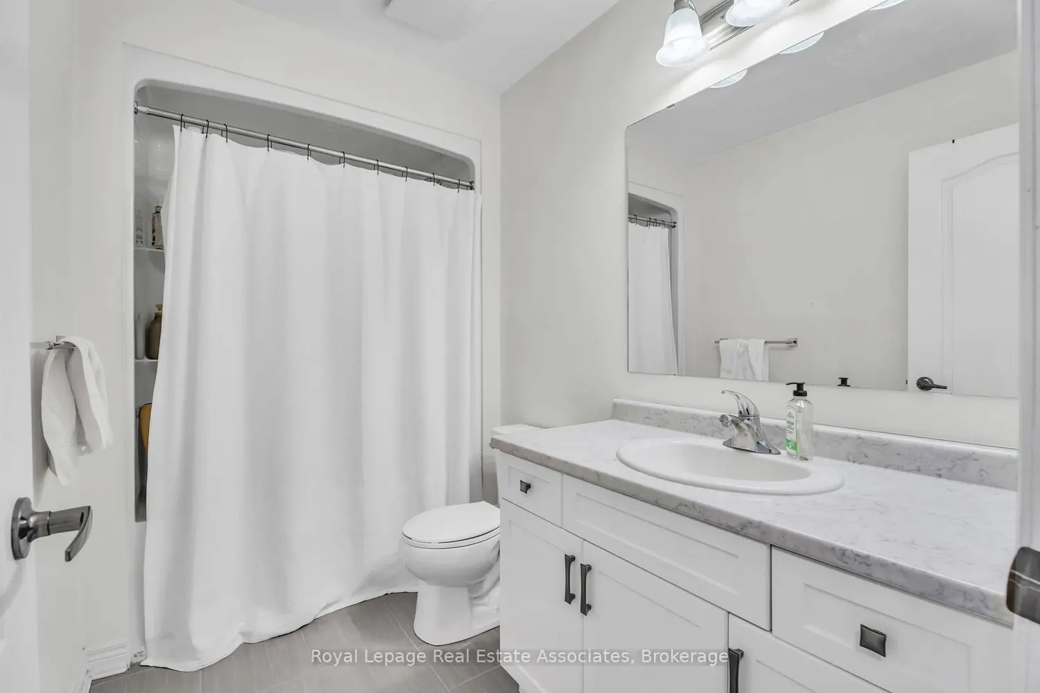 Additional image 18 of 114 Winterton Court