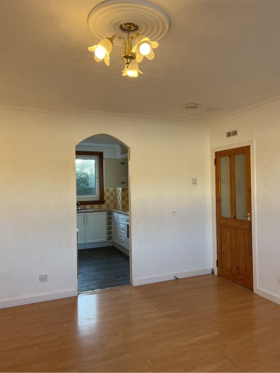 Additional image 3 of 3 bed flat to rentPark Avenue, Loanhead EH20