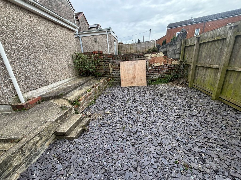 Additional image 18 of 4 bed end terrace house to rentWhittington Street, Neath SA11