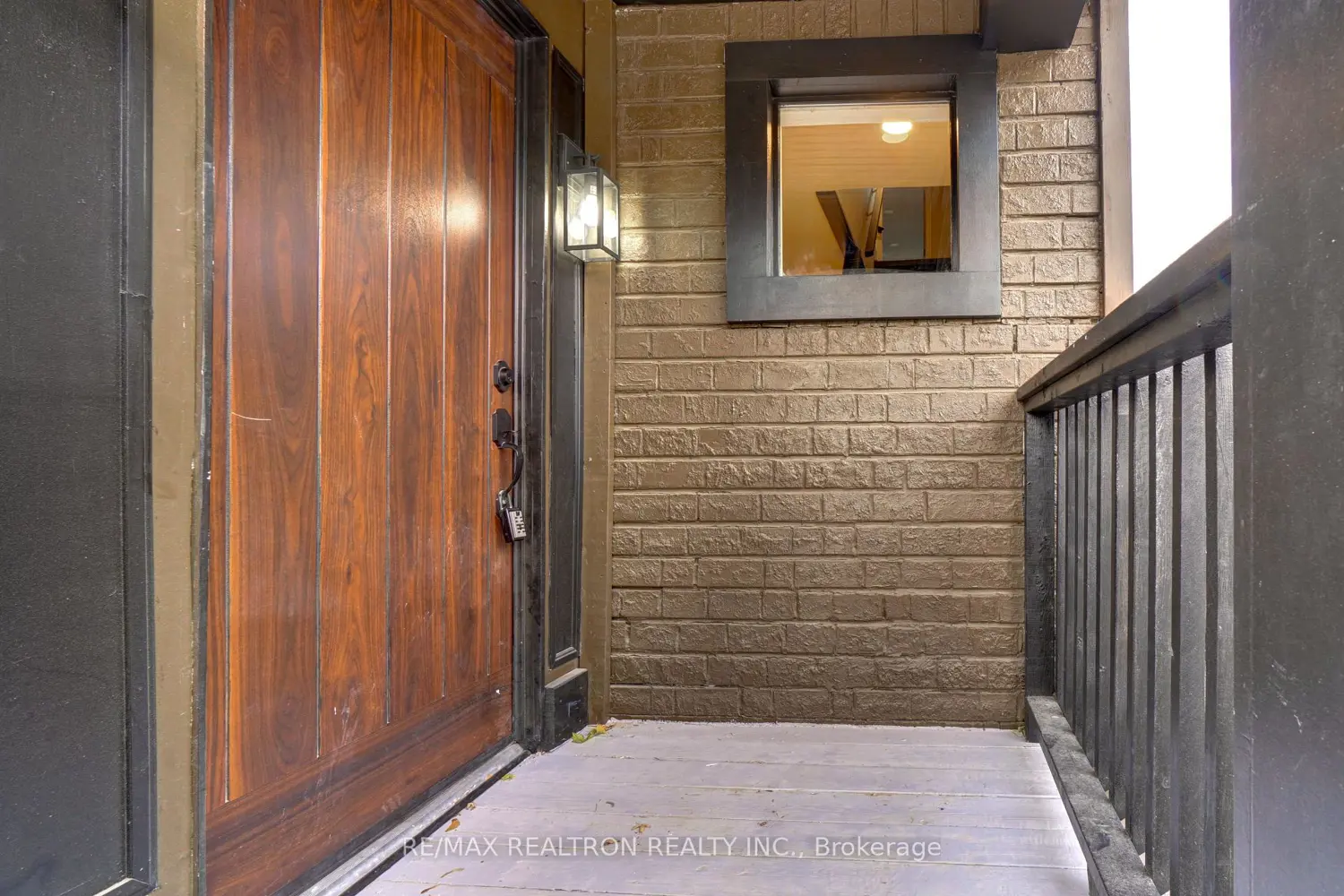 Additional image 2 of 26 State Street