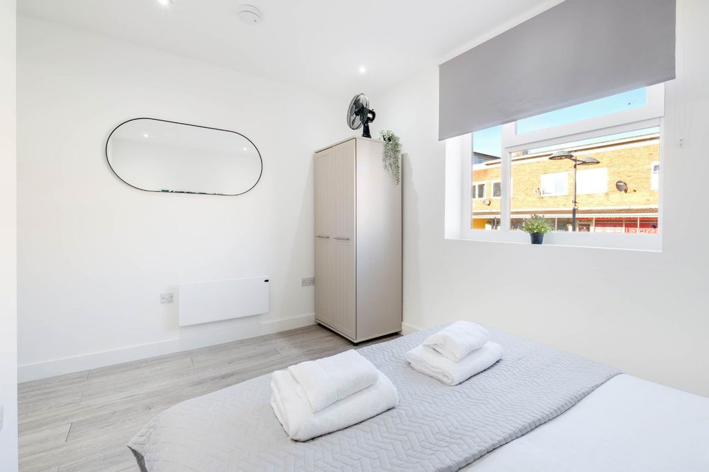 Additional image 5 of 1 bed flat to rentCorporation Street, Corby NN17