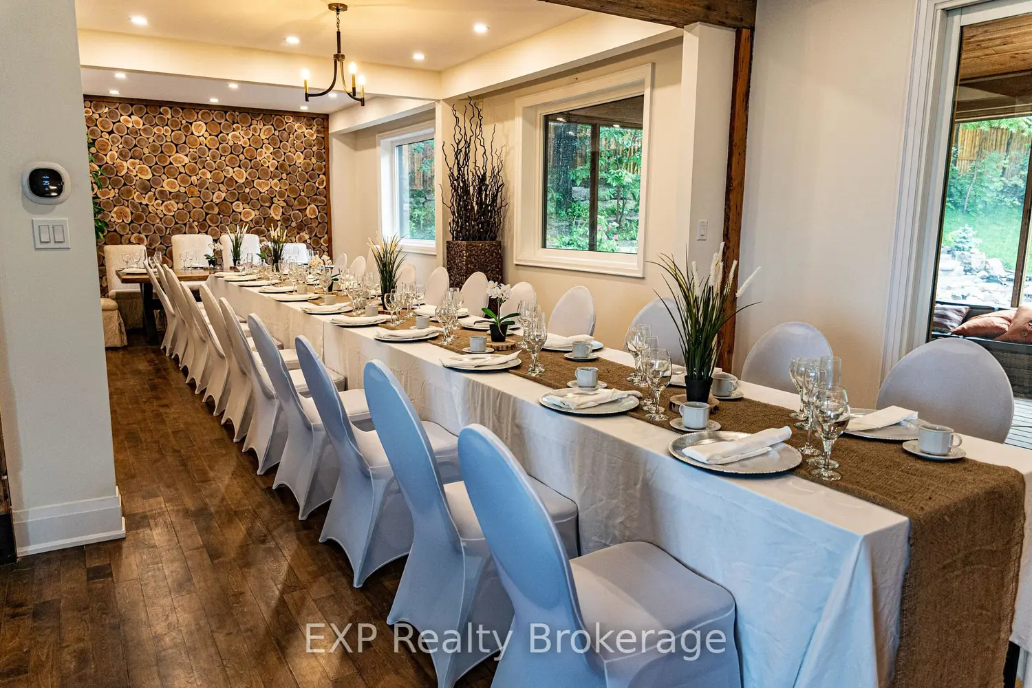 Additional image 8 of 2019 Dundas Street