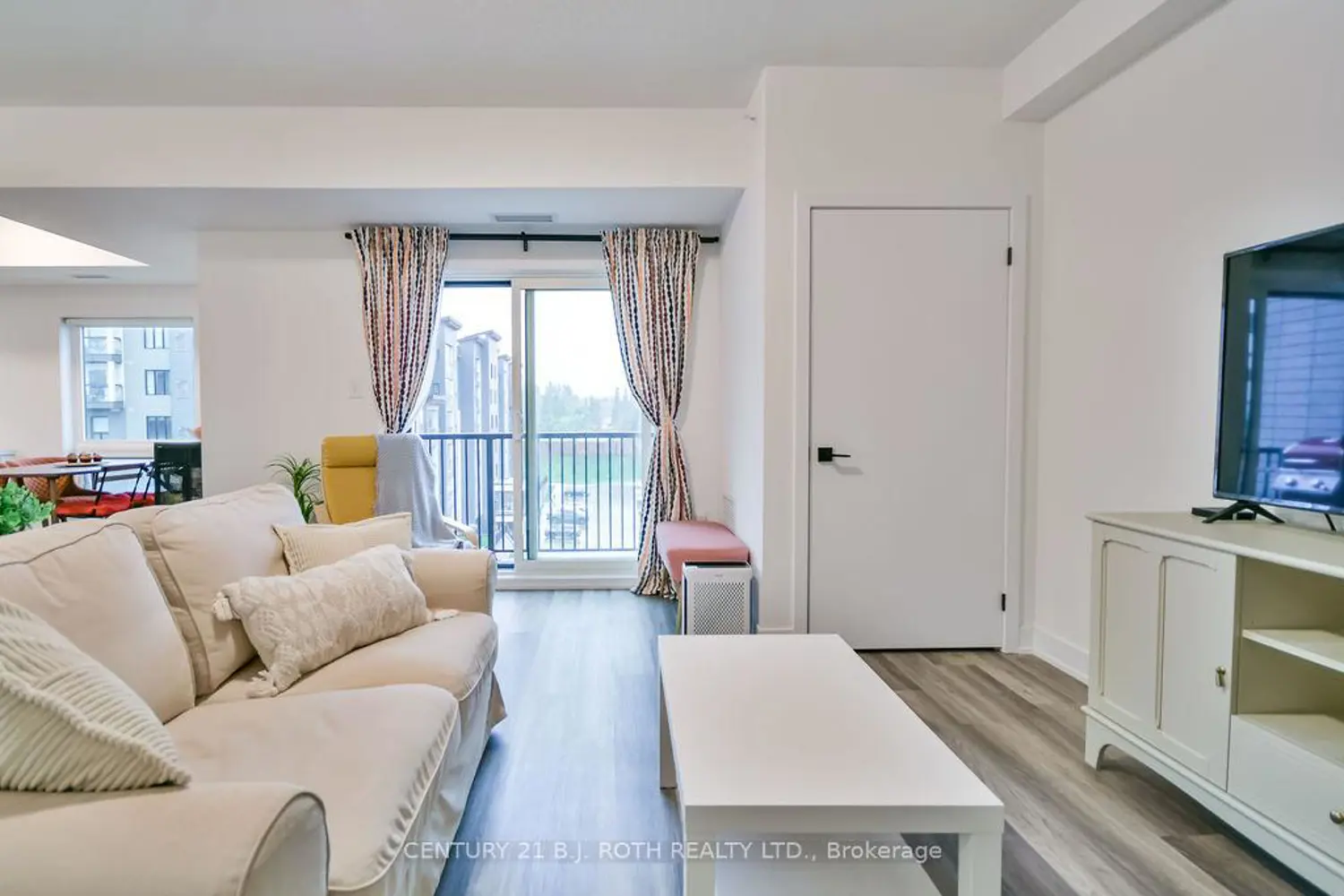 Additional image 4 of 8 Culinary Lane 502