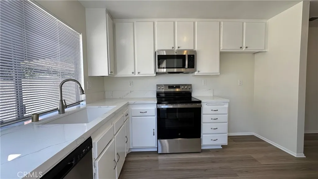 Additional image 7 of 19519 Rinaldi Unit 57, Porter Ranch, CA 91326