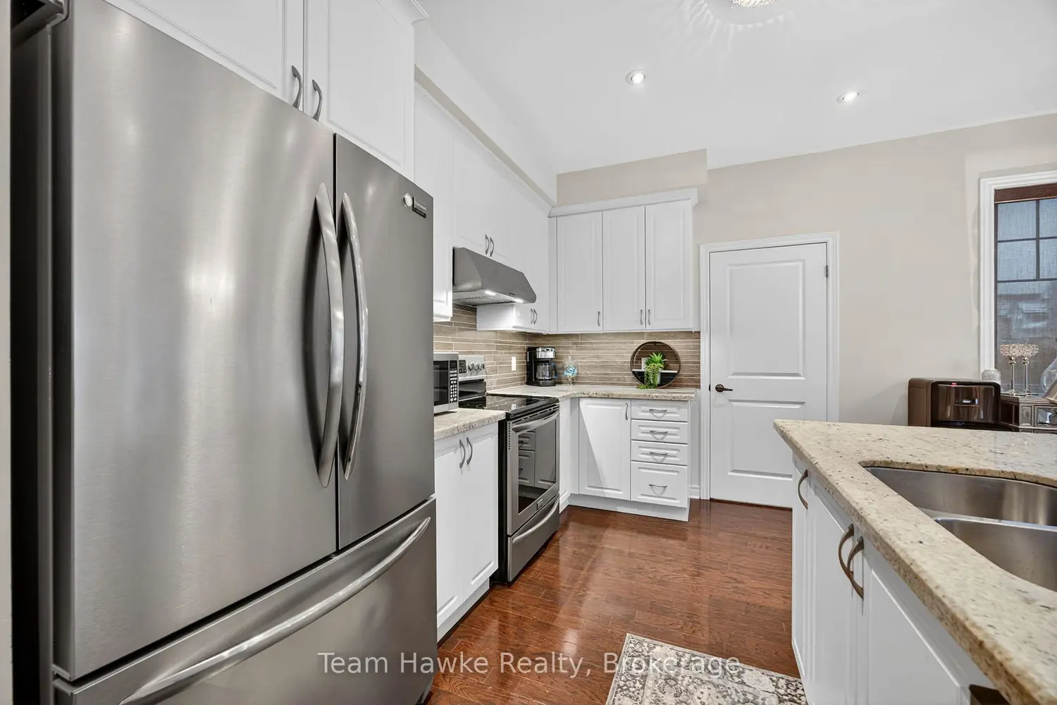 Additional image 7 of 9 Riverwalk Place