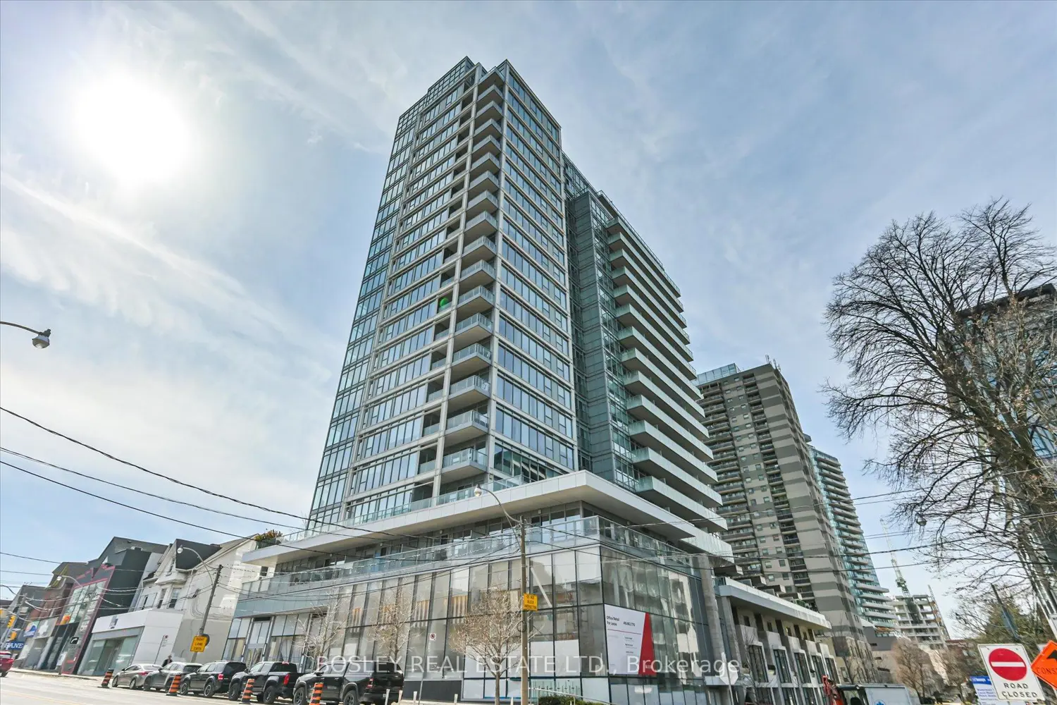 170 Avenue Road 703