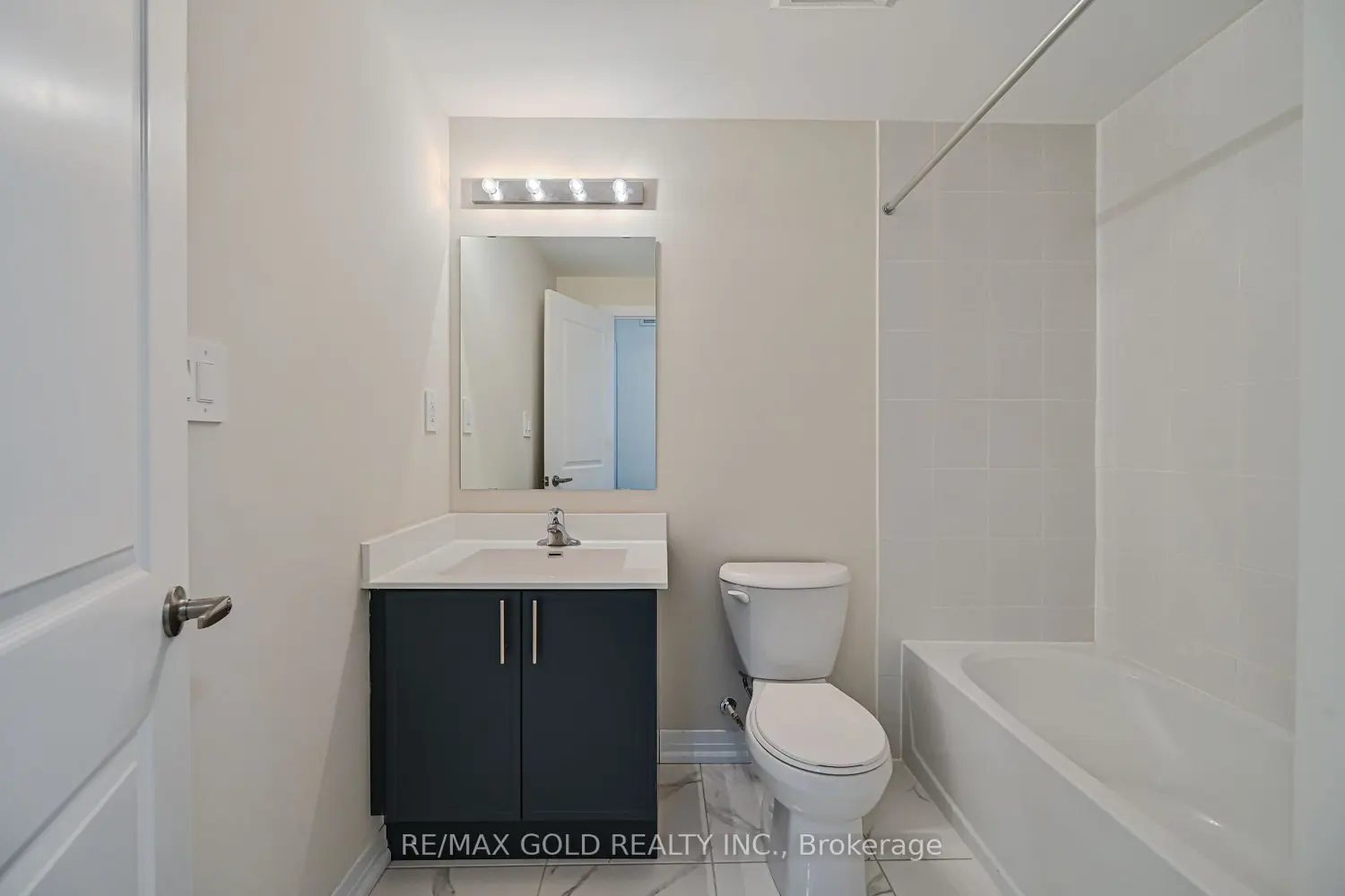Additional image 9 of 1597 Rose Way 111