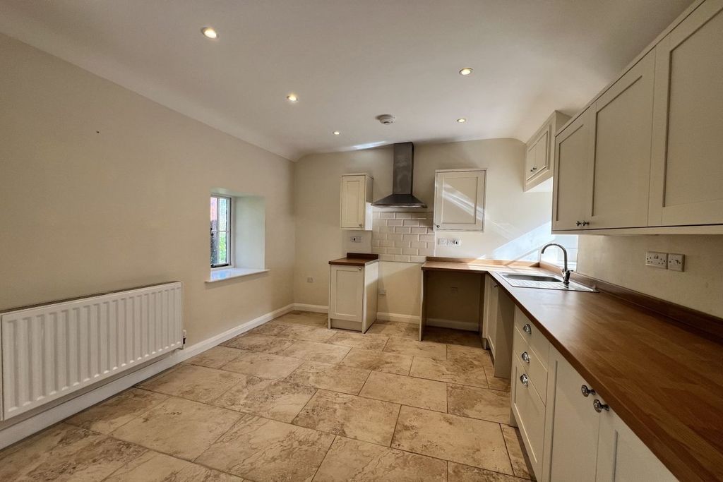 Additional image 2 of 2 bed detached bungalow to rentLlanover, Abergavenny NP7