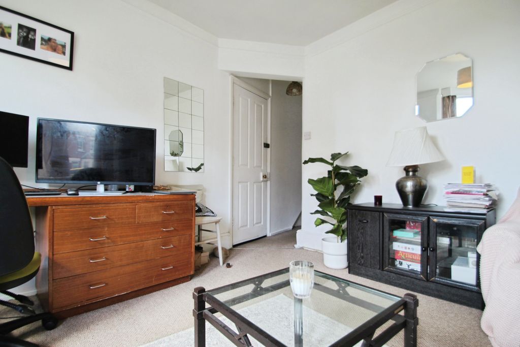 Additional image 4 of 1 bed flat to rentAlexandra Road, Oxford OX2