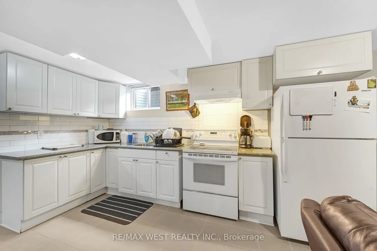 Additional image 15 of 2388 Carlanne Place