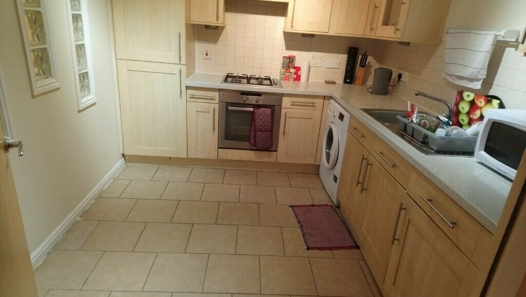 2 Bed Flat, Pilrig Heights, EH6, N1 7GU