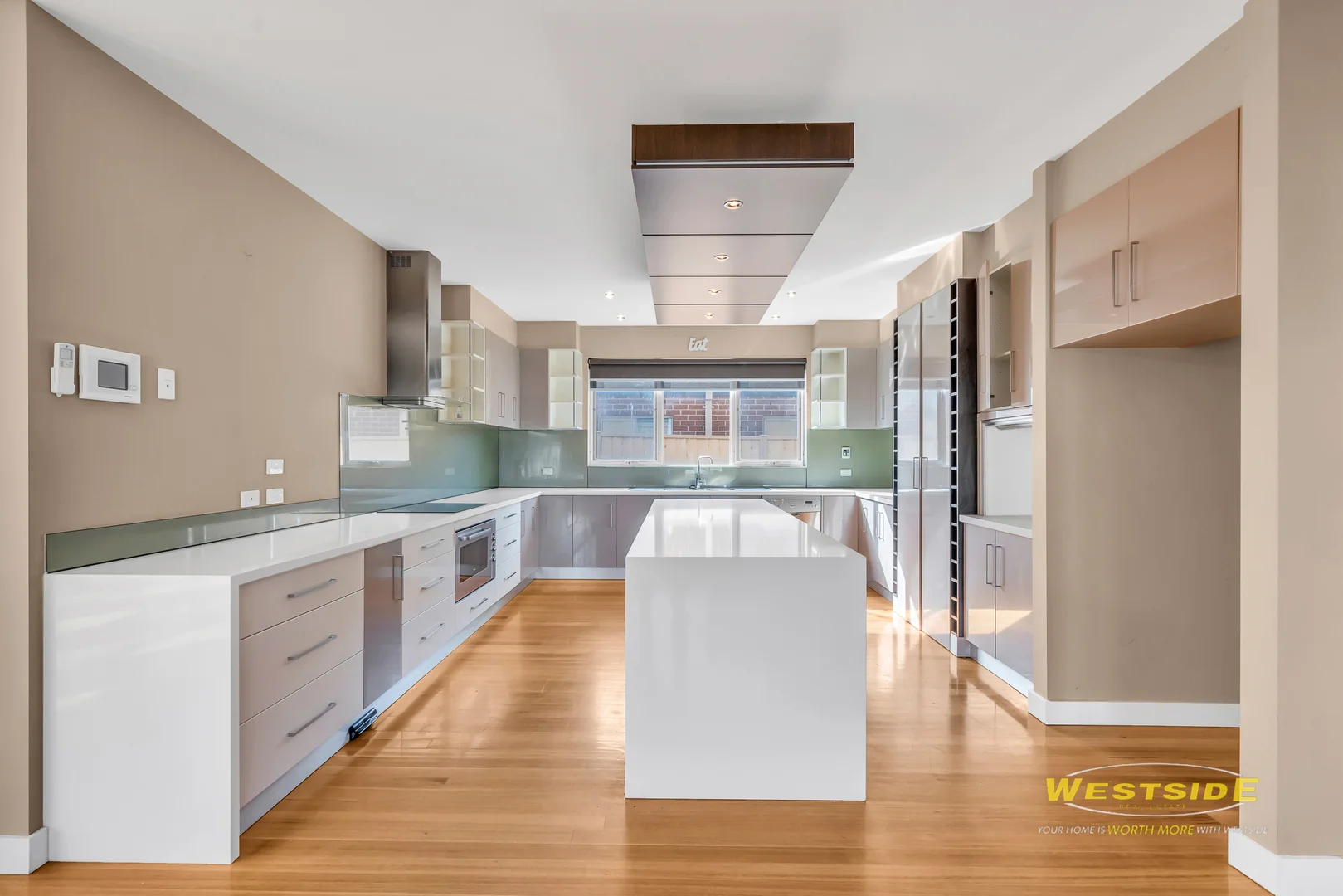 Additional image 2 of 10 Springview Boulevard, Taylors Hill VIC 3037