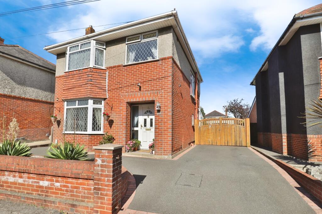 Hood Crescent, WALLISDOWN, Bournemouth, Dorset, BH10