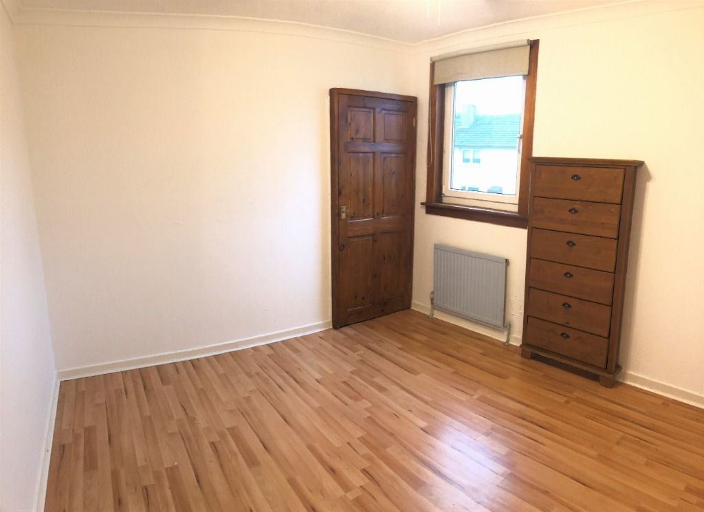 Additional image 6 of 3 bed flat to rentPark Avenue, Loanhead EH20