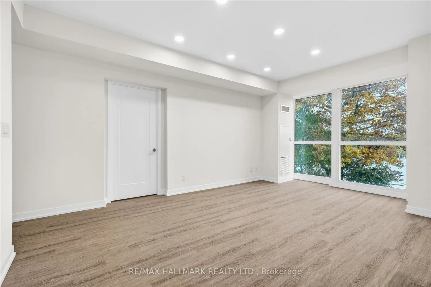 Additional image 7 of 1350 Kingston Road 310
