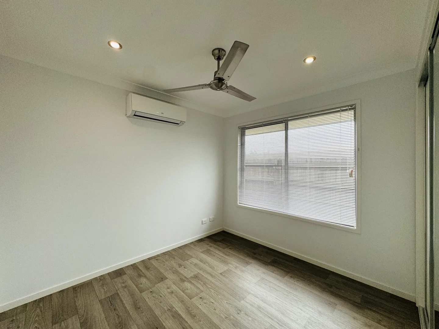 Additional image 10 of 1 FINCH Street, Moranbah QLD 4744